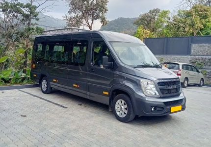Chandigarh Tempo/Urbania Traveller