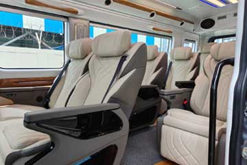 1x1 Luxury Maharaja 12 Seater Urbania Traveller Rentals